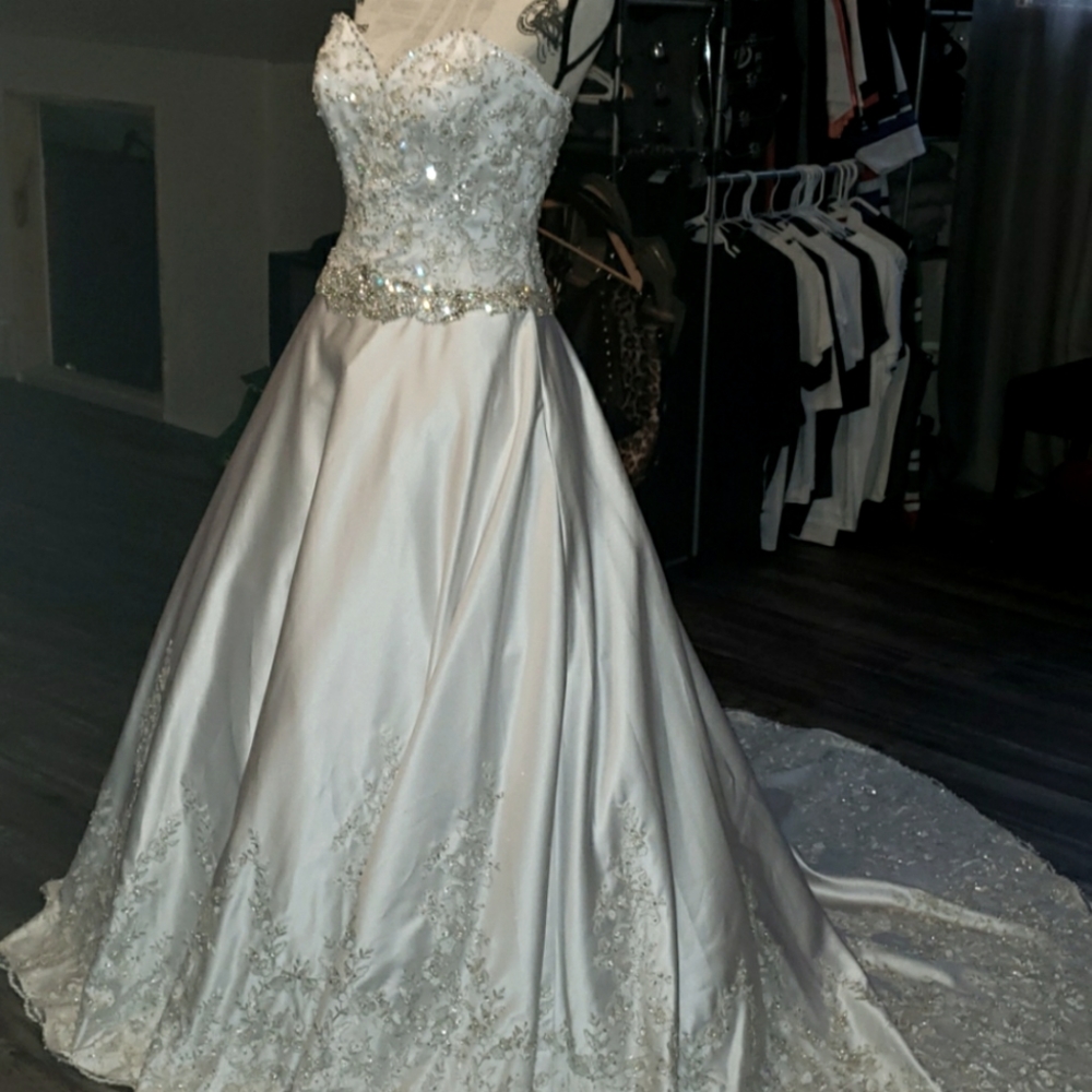 Ballgown Wedding Dress